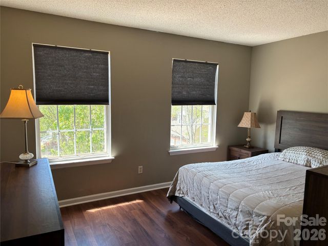 2601 Yarrow Road, Charlotte, NC 28213