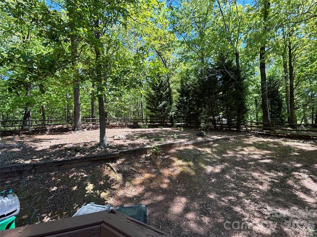 2601 Yarrow Road, Charlotte, NC 28213