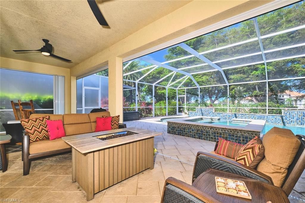 Image 26 of property listing at 2710 Brightside CT, Cape Coral, FL 33991