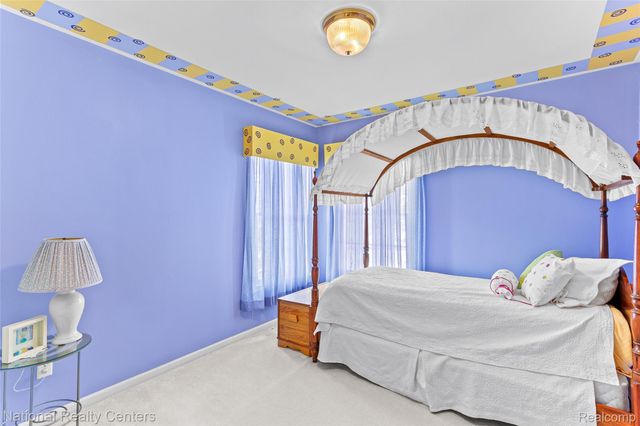 2028 Applebrook Drive, Commerce Charter Township, MI 48382