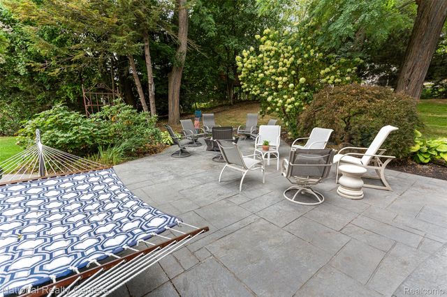 2028 Applebrook Drive, Commerce Charter Township, MI 48382