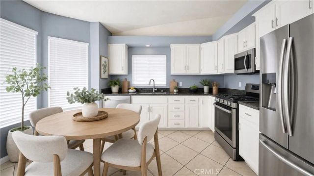 11340 Springoak, Fontana, CA 92337