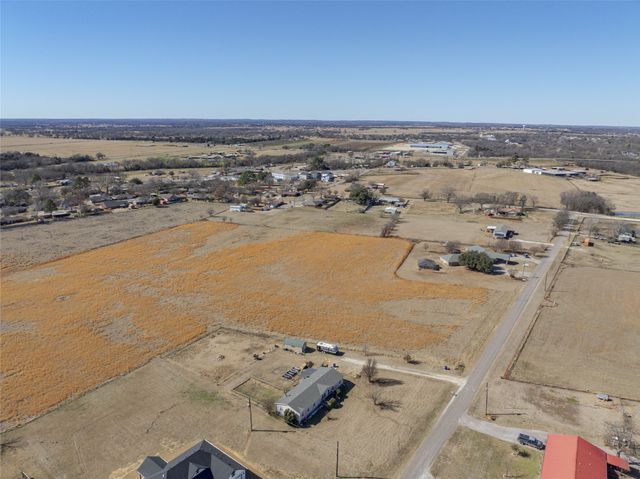 000 Old Sherman Road, Whitesboro, TX 76273