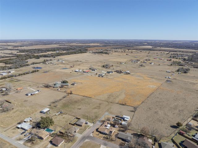 000 Old Sherman Road, Whitesboro, TX 76273