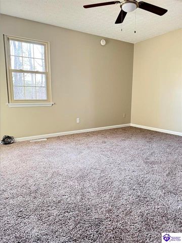 101 Amanda Court, Radcliff, KY 42701