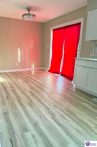 101 Amanda Court, Radcliff, KY 42701