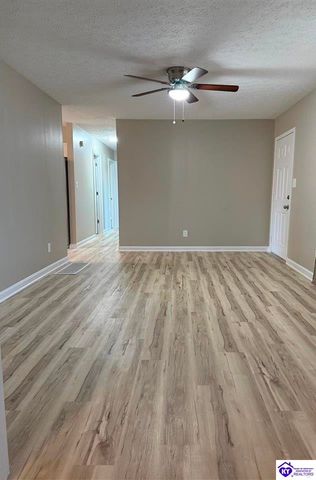 101 Amanda Court, Radcliff, KY 42701