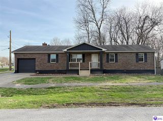 101 Amanda Court, Radcliff, KY 42701