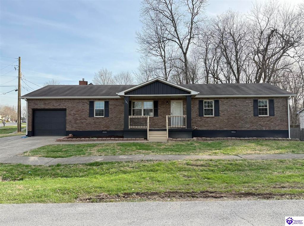 101 Amanda Court, Radcliff, KY 42701