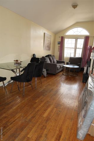 992 Jennings Street, Bronx, NY 10460