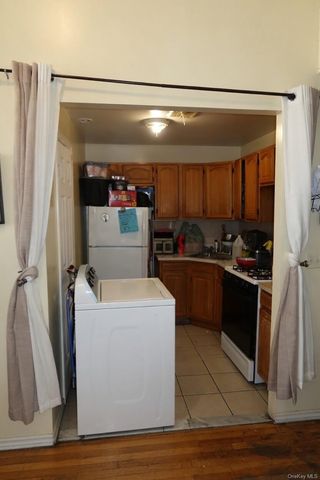 992 Jennings Street, Bronx, NY 10460