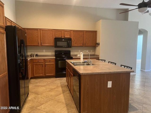 7922 W ROSS Avenue, Peoria, AZ 85382
