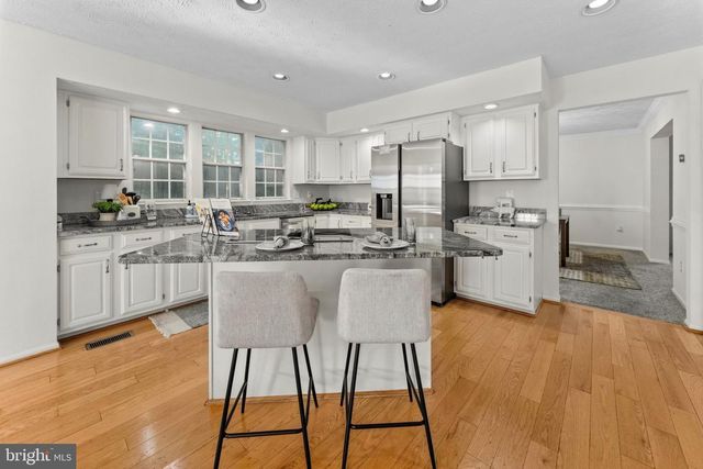 6885 CARAVAN CT, Columbia, MD 21044