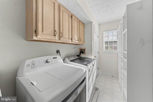 6885 CARAVAN CT, Columbia, MD 21044