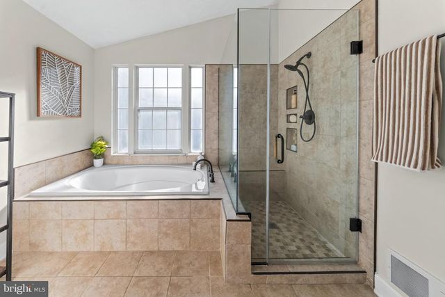 6885 CARAVAN CT, Columbia, MD 21044