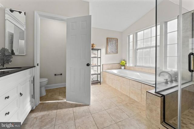 6885 CARAVAN CT, Columbia, MD 21044
