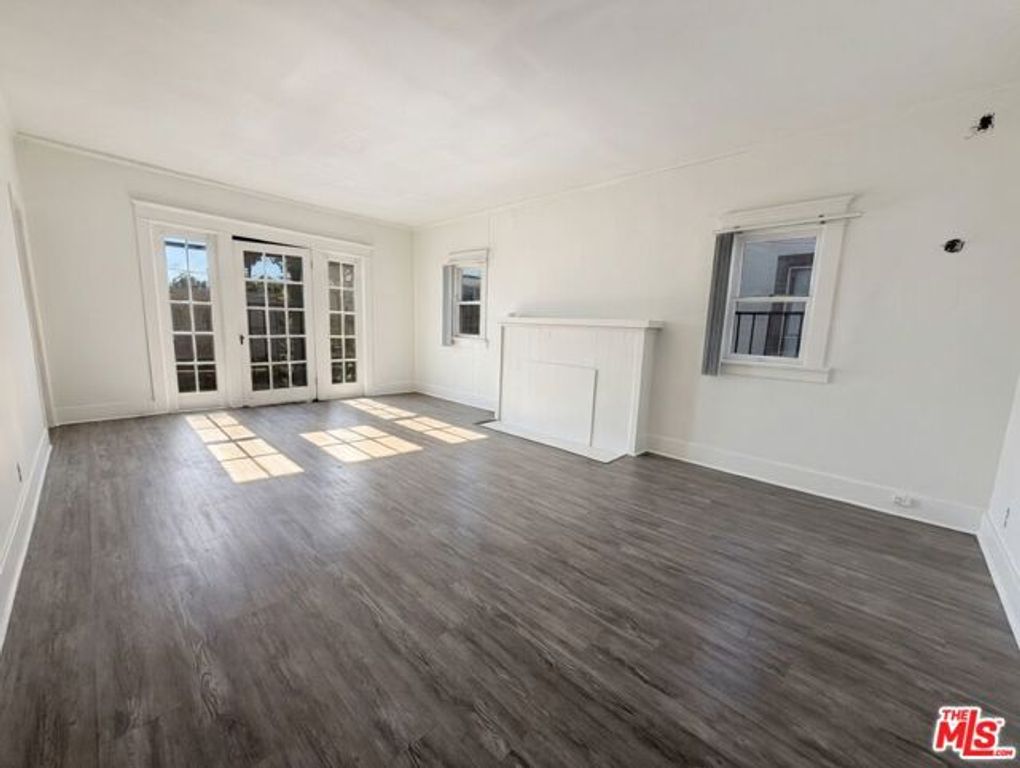 871 W 23rd Street, Los Angeles, CA 90007