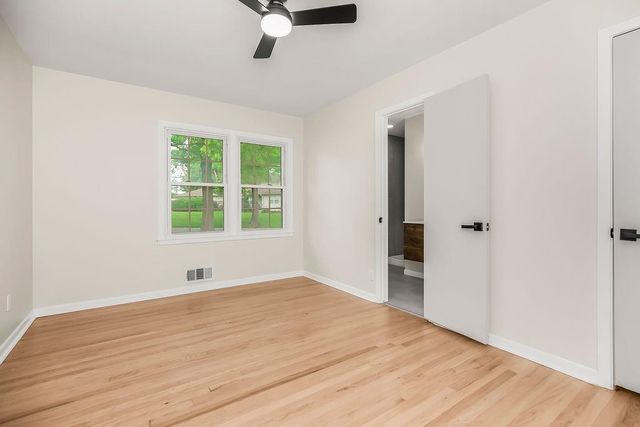 9500 Buena Vista Street, Overland Park, KS 66207