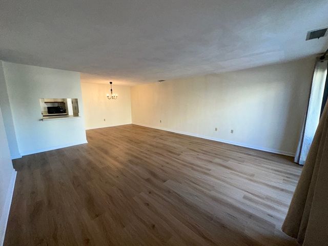 1600 Massachusetts Ave 303, Cambridge, MA 02138