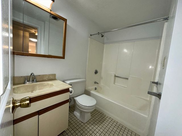 1600 Massachusetts Ave 303, Cambridge, MA 02138