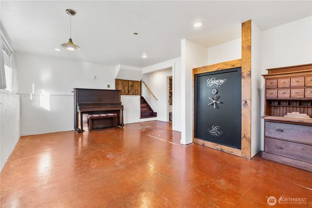 124 Highland Valley Road, Morton, WA 98356