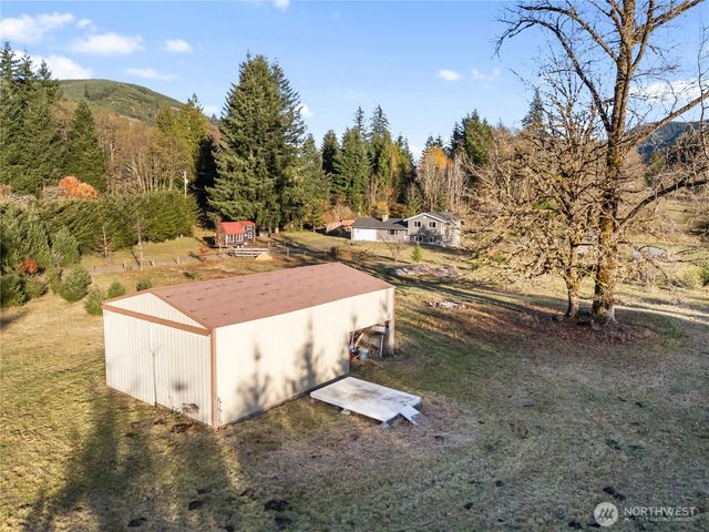 124 Highland Valley Road, Morton, WA 98356