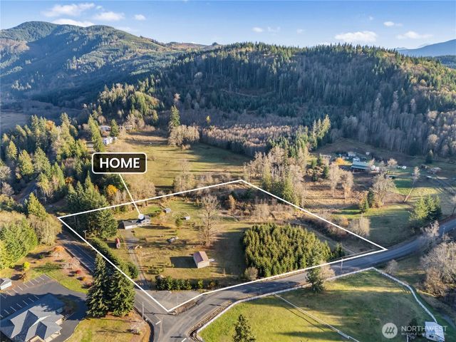 124 Highland Valley Road, Morton, WA 98356