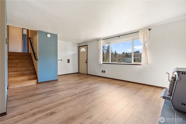 124 Highland Valley Road, Morton, WA 98356