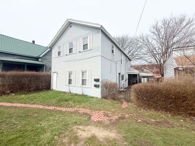 818 BROWN Avenue, Erie, PA 16502