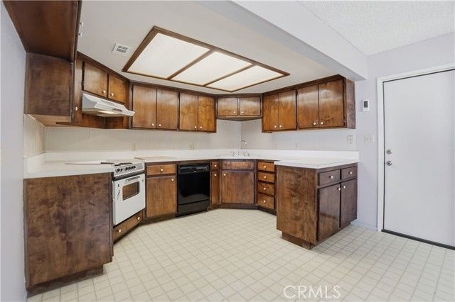 13894 Meadow, Lytle Creek, CA 92358