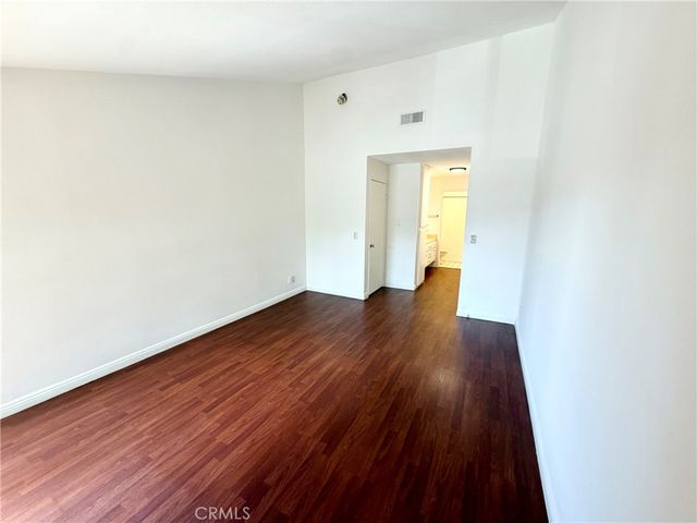 15155 Sherman Way 49, Van Nuys, CA 91405