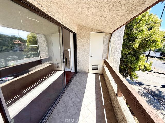 15155 Sherman Way 49, Van Nuys, CA 91405