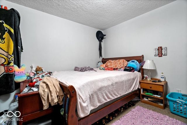 1121 E 5th Street, Greenfield, IN 46140