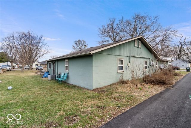 1121 E 5th Street, Greenfield, IN 46140