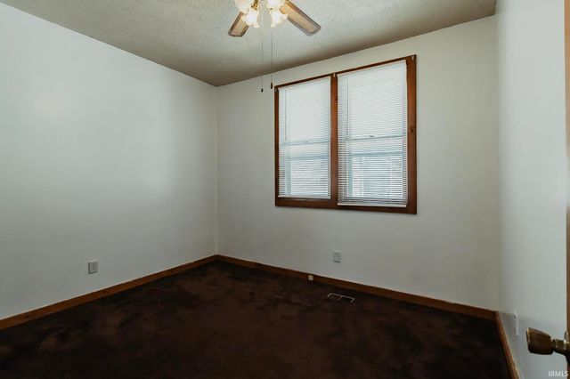 716 Waggoner Avenue, Evansville, IN 47713