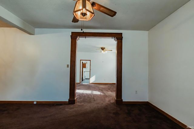 716 Waggoner Avenue, Evansville, IN 47713