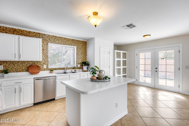 11467 W AUSTIN THOMAS Drive, Surprise, AZ 85378