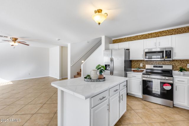 11467 W AUSTIN THOMAS Drive, Surprise, AZ 85378