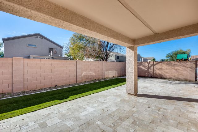 11467 W AUSTIN THOMAS Drive, Surprise, AZ 85378