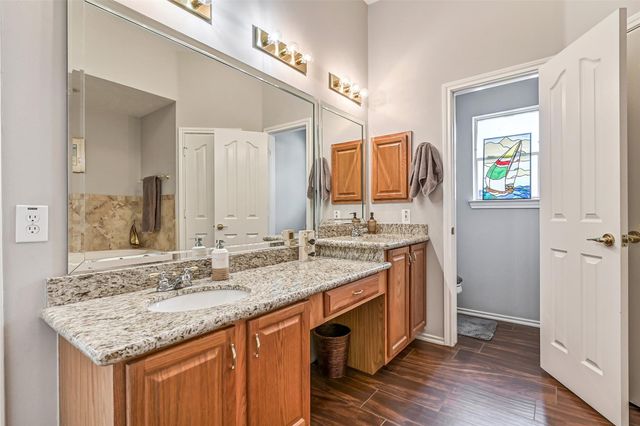 1007 Sable Drive, Friendswood, TX 77546