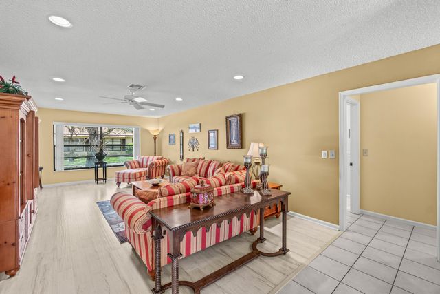 4625 Rosewood Tree Court A, Boynton Beach, FL 33436