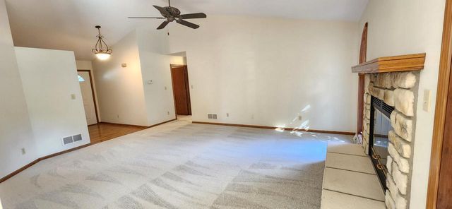 1132 Eastbrook DRIVE, Burlington, WI 53105