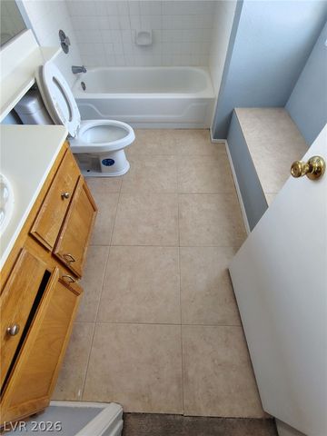 6877 Tamarus Street 201, Las Vegas, NV 89119