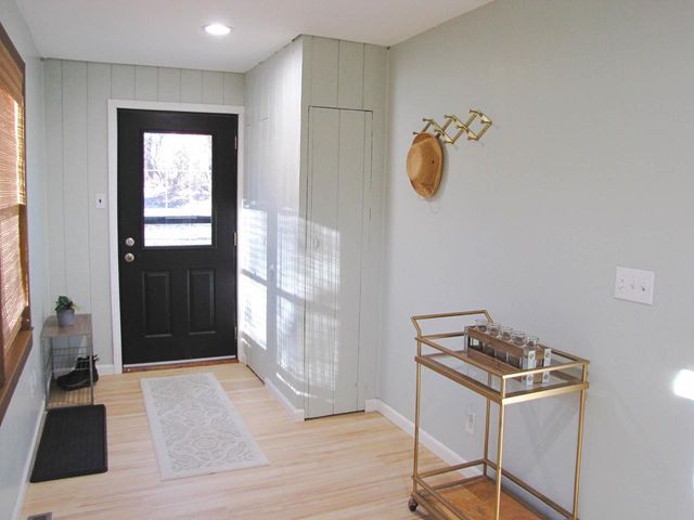 10168 N Edgewood Shores Road, Edgerton, WI 53534