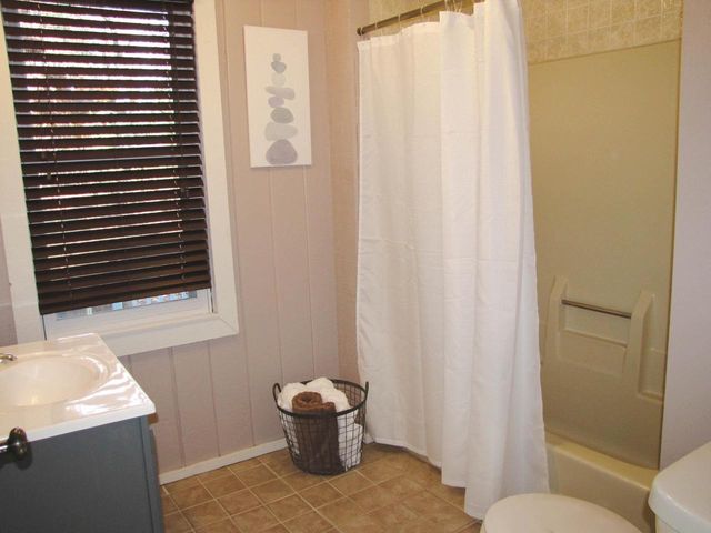 10168 N Edgewood Shores Road, Edgerton, WI 53534