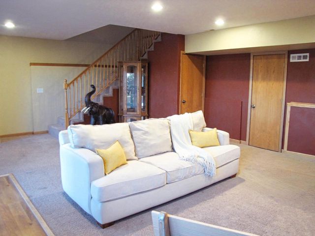 10168 N Edgewood Shores Road, Edgerton, WI 53534