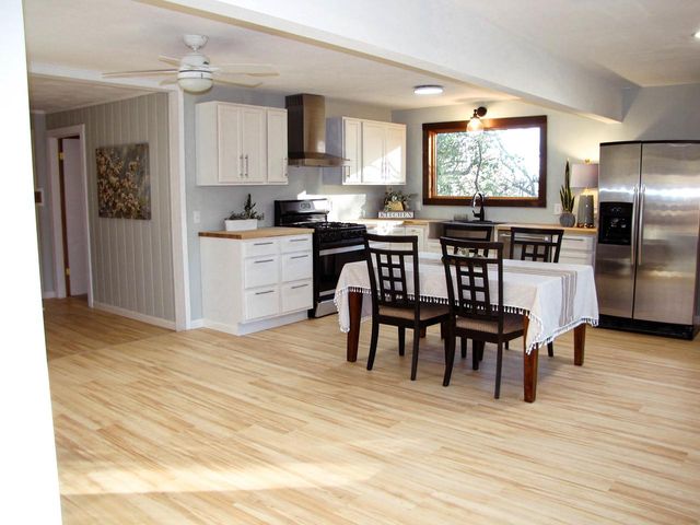 10168 N Edgewood Shores Road, Edgerton, WI 53534