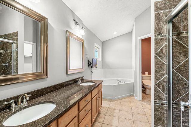 22153 Northwood Hills Boulevard, South Bend, IN 46628