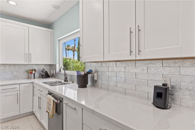 2808 Crystal Beach Drive, Las Vegas, NV 89128