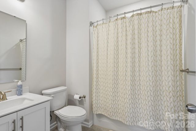 10122 Hemingway Place, Charlotte, NC 28227